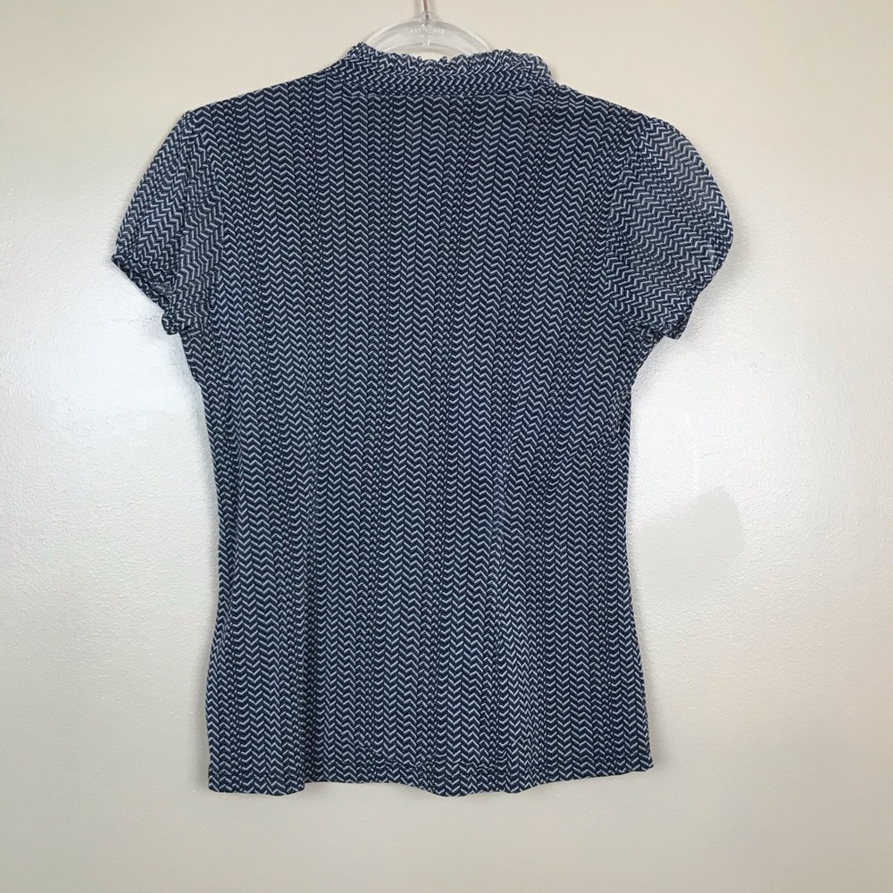INC chevron pattern top - Picture 4 of 4